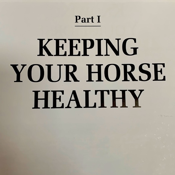 The Complete Equine Veterinary Manual book. - Picture 4 of 4